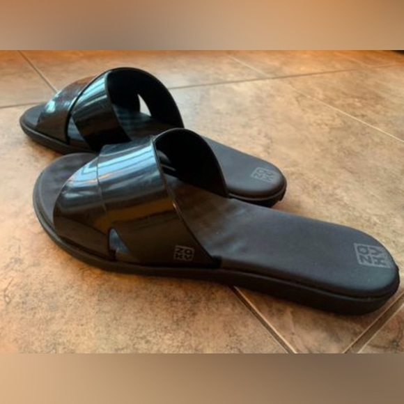 Sandals - Picture 4 of 5